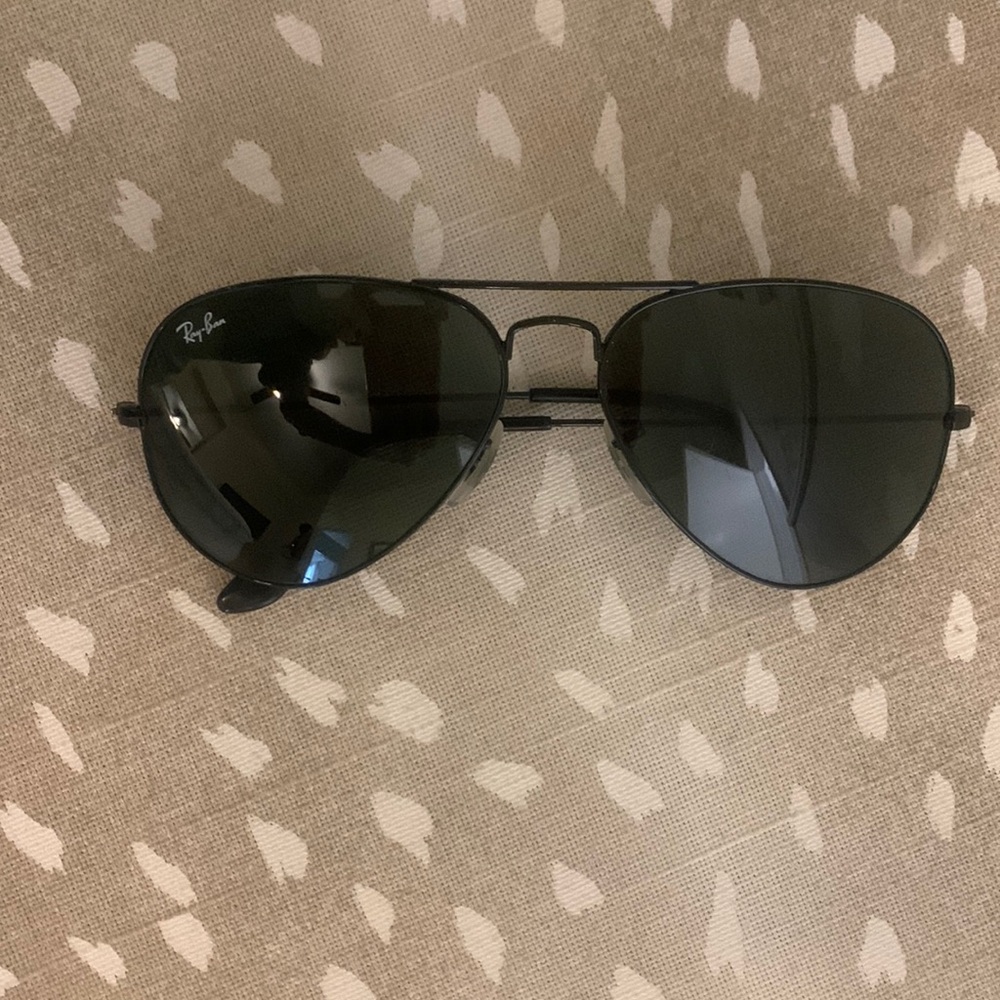 All Black Ray Ban sunglasses